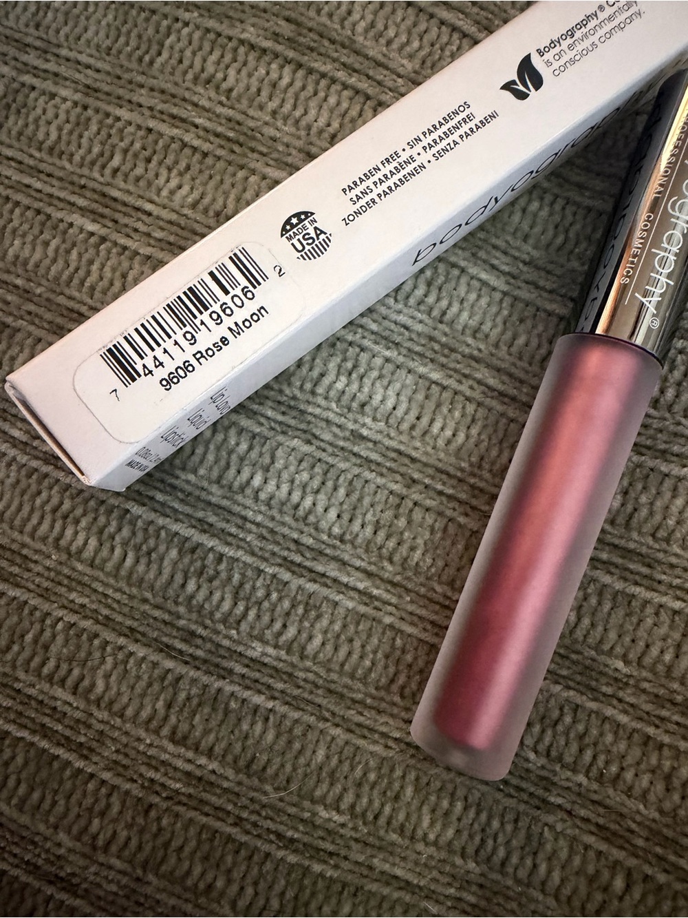 Bodyography Lip Lava Liquid Lipstick - Rose moon - Picture 2 of 2